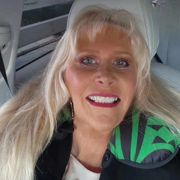 Meet your Posher, Cheryl - Picture 8 of 13